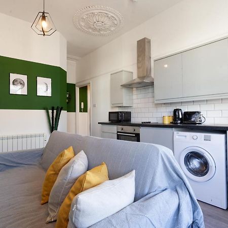 Hove Seaside Getaway Apartments Екстериор снимка
