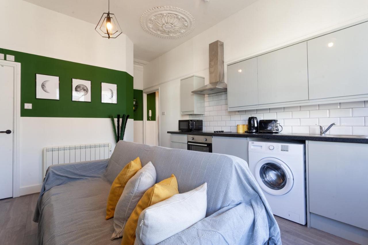 Hove Seaside Getaway Apartments Екстериор снимка