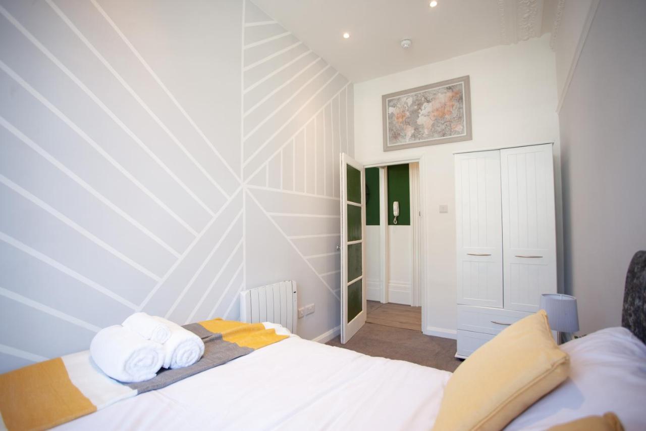 Hove Seaside Getaway Apartments Екстериор снимка