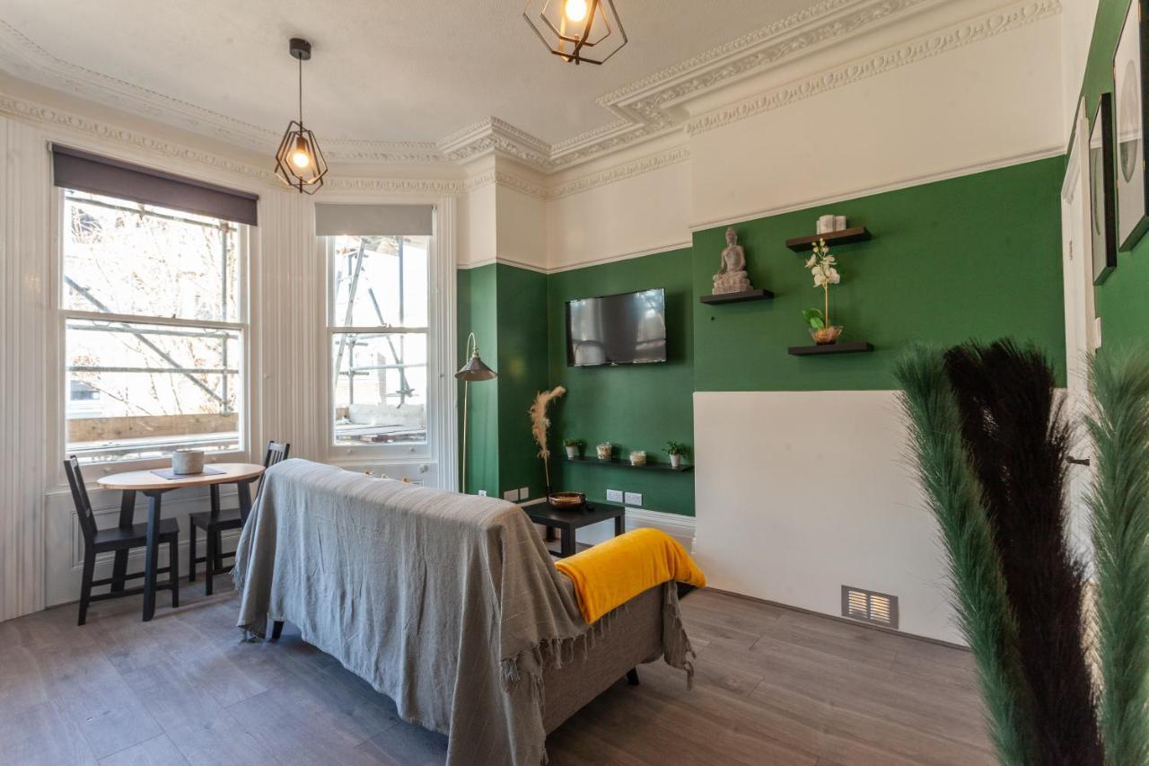 Hove Seaside Getaway Apartments Екстериор снимка