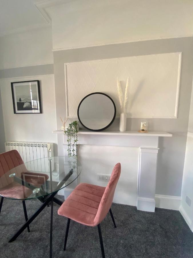Hove Seaside Getaway Apartments Екстериор снимка